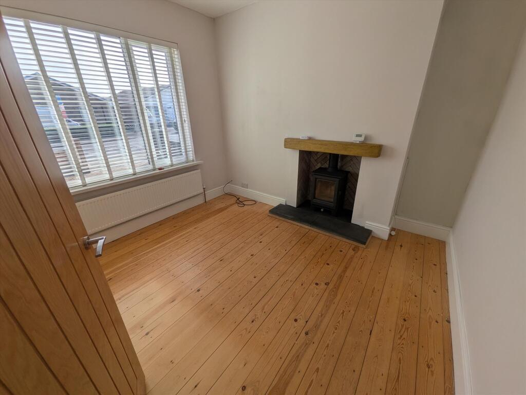 Beach Crescent, Walney, Barrow In Furness photo 3