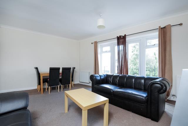 Apartment in Oxford - View 5