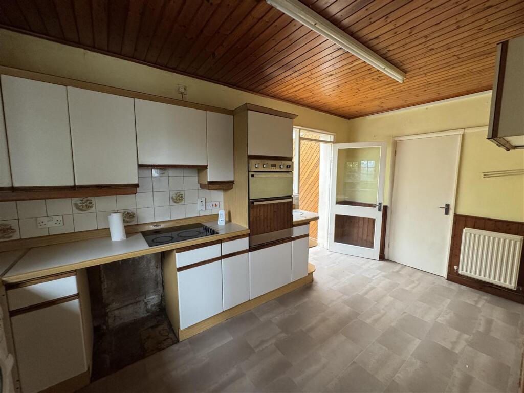 Main image of property: CHULMLEIGH