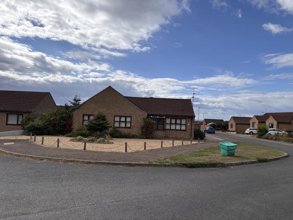 2-bed detached on Andrews Place, Hunstanton, £350,000