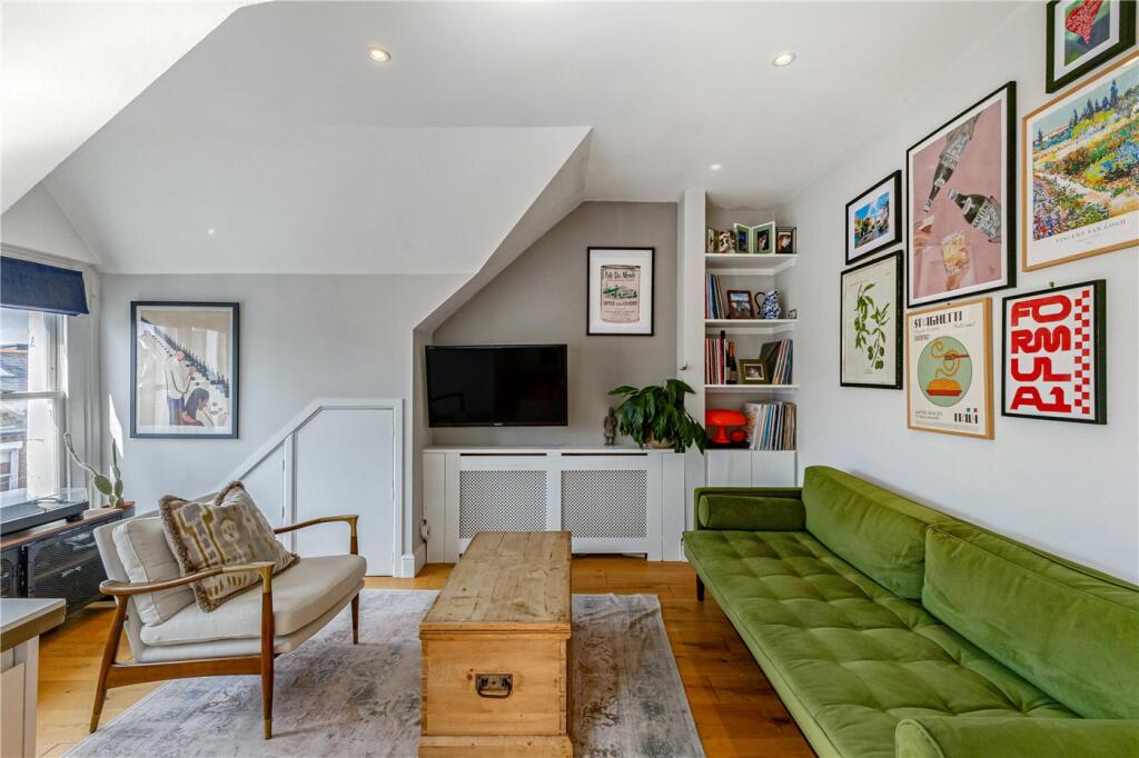 Apartment in London - View 2