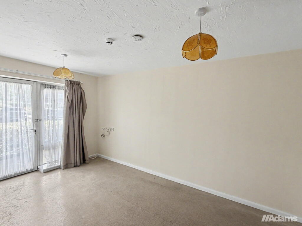 Apartment in Warrington - More