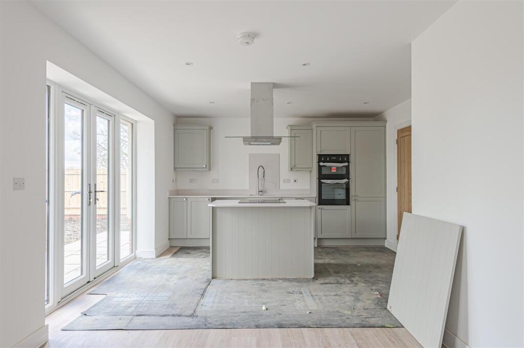 Forest Road, Coalville, LE67 photo 3