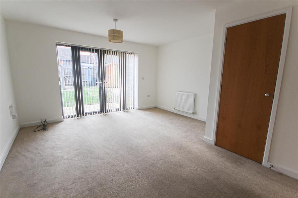 House in Southampton - View 5