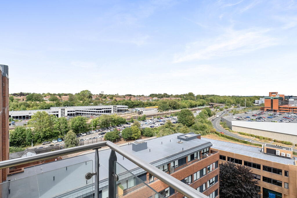 Apartment in Reading - More