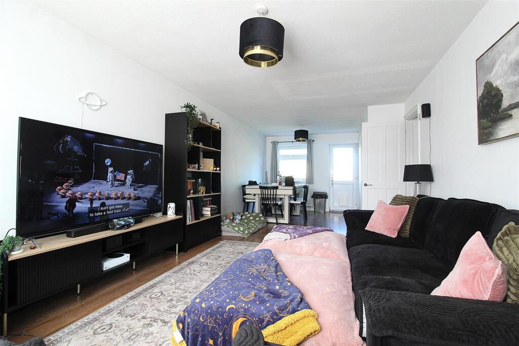 Main image of property: Lomond Road, Hemel Hempstead