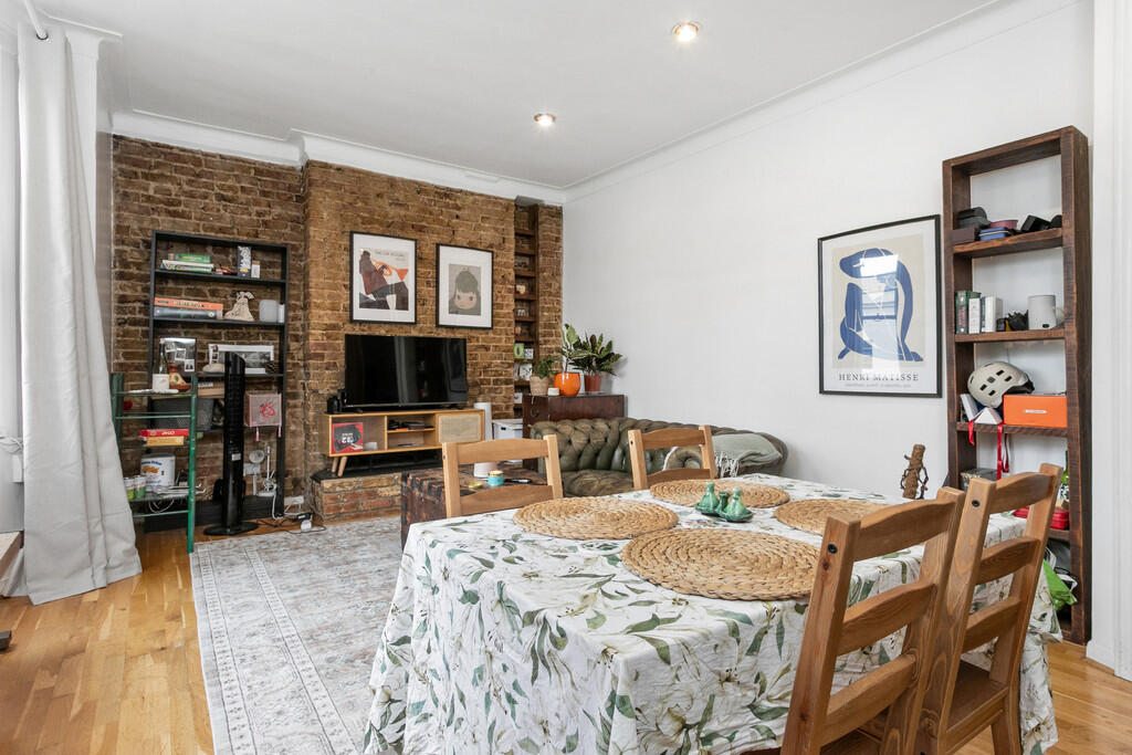 Apartment in London, Stoke Newington - View 3