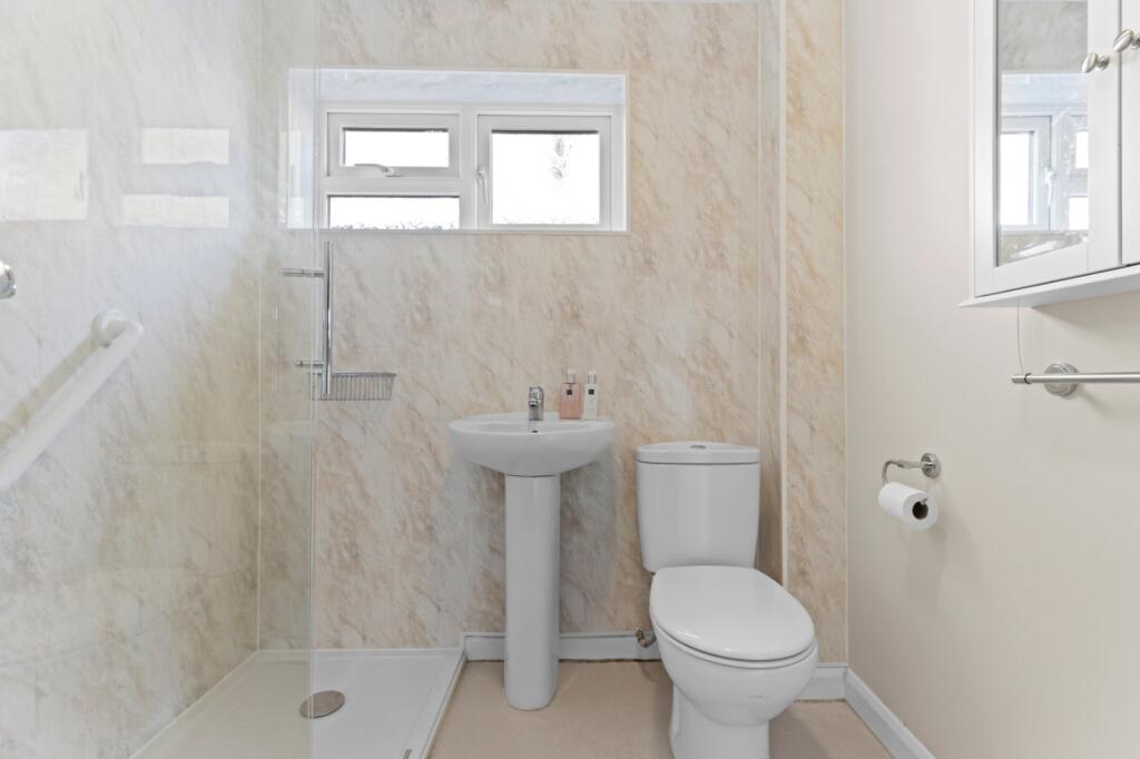Old Orchard Place, Hailsham, East Sussex, BN27 - More