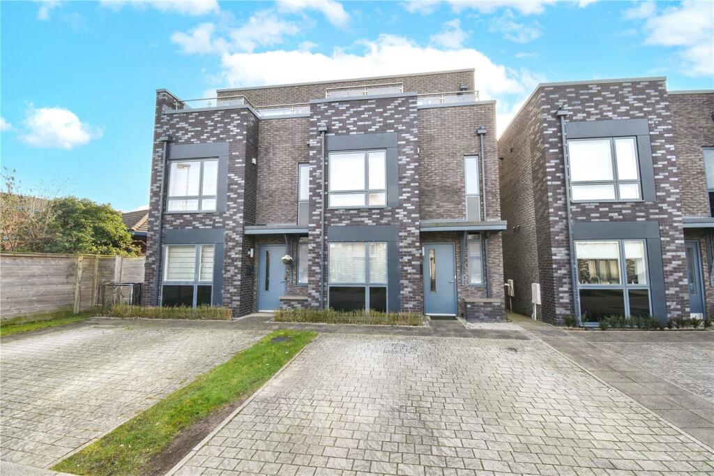 Main image of property: Broxbourne Close, West Didsbury, M20