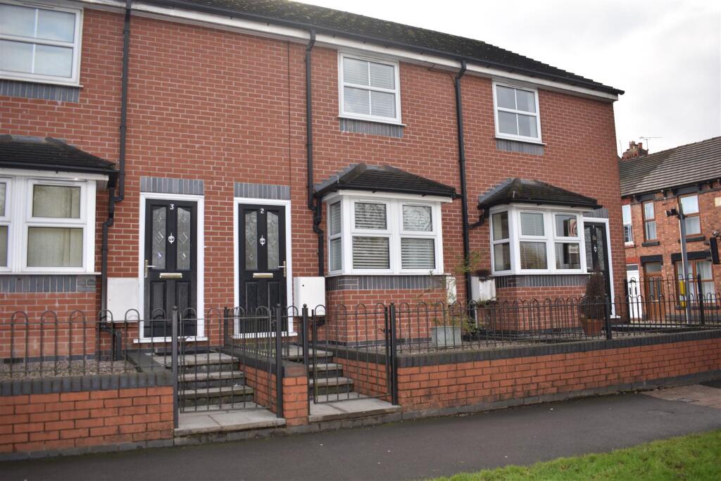 Main image of property: Weycroft Mews, Off Broad Street