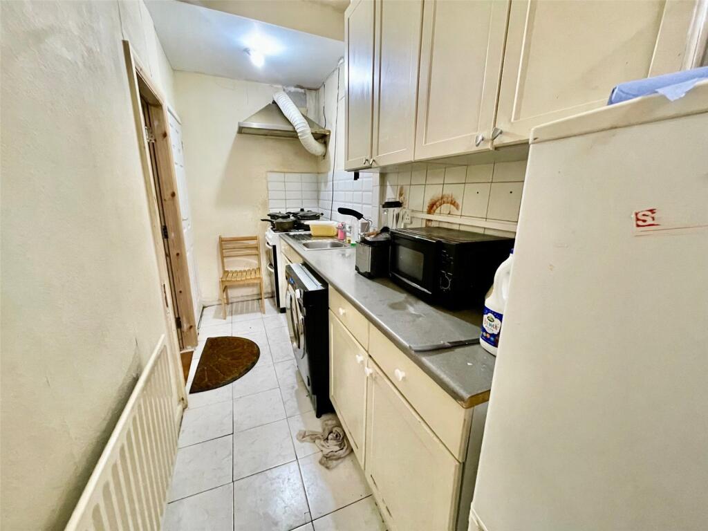 Watmough Street, Bradford, West Yorkshire, BD7 photo 2