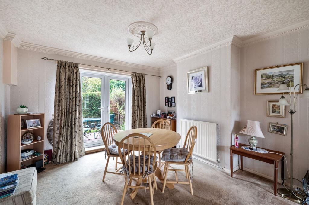 House in Lincoln, Lincolnshire - More