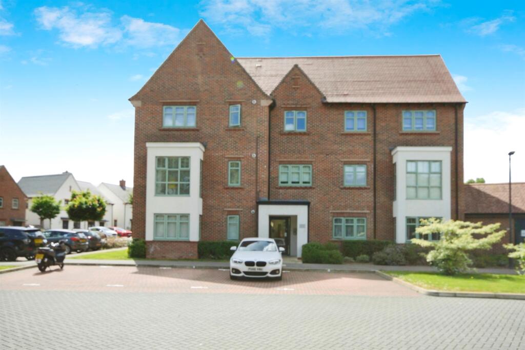 Apartment in Three Rivers, Abbots Langley - View 4