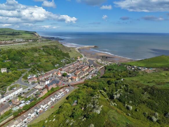 Land Skinningrove EweMove 1