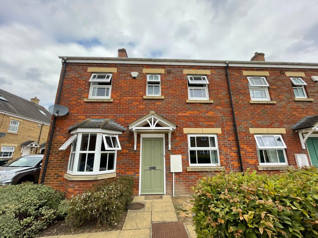 Main image of property: Weavers Orchard, Arlesey