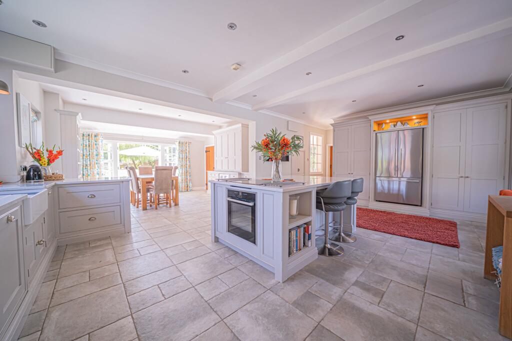 Additional image 3 of Grove Road, Knowle, B93