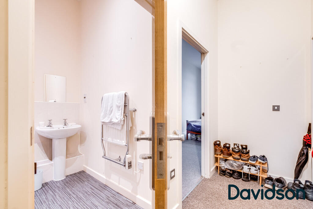Apartment in Birmingham, West Midlands - View 2