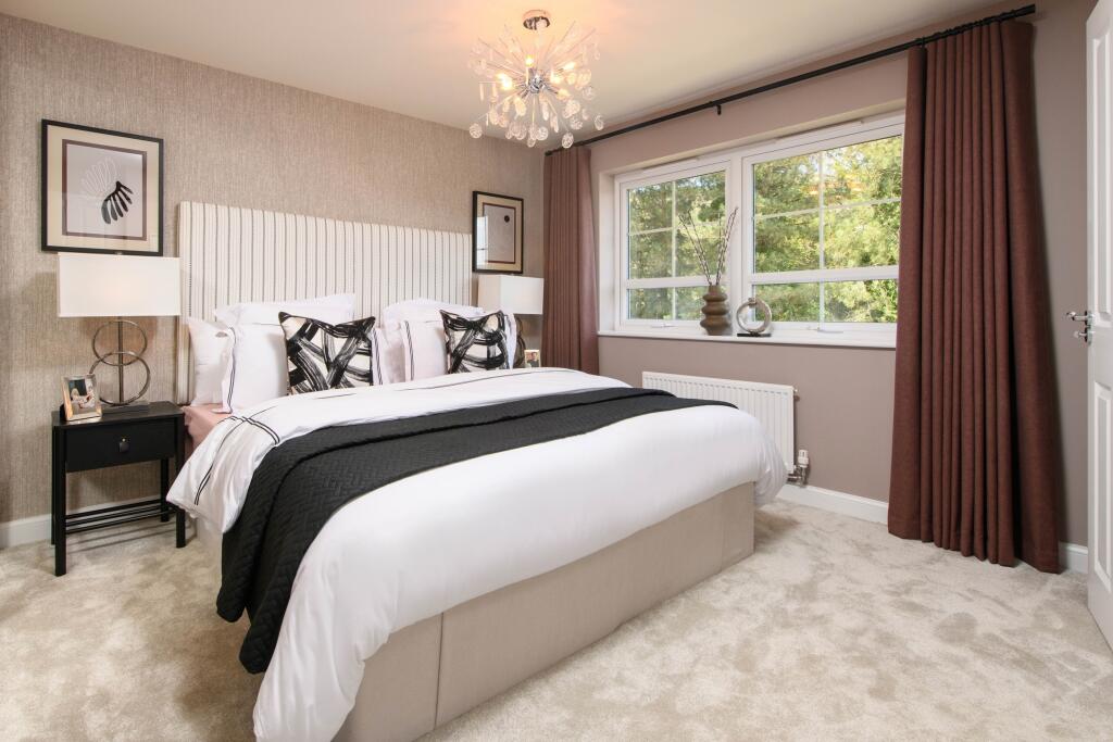 House in Hull - More