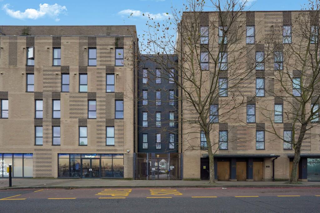 Main image of property: Clarence Avenue, Ilford, IG2