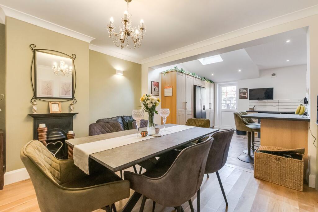 House in Sidcup, Halfway Street, Longlands - View 5