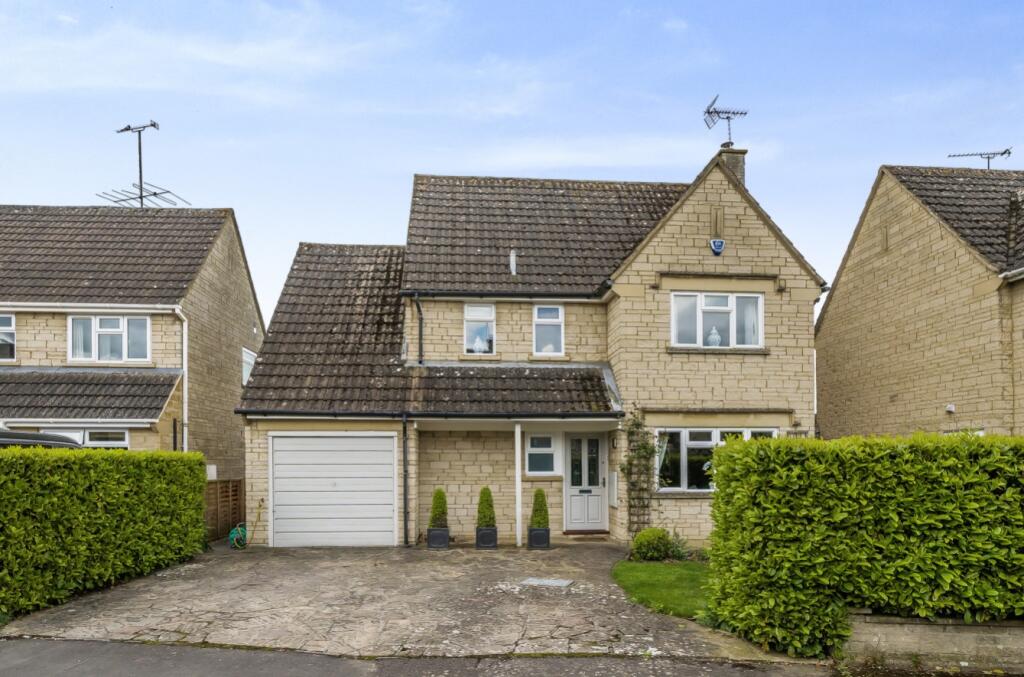 House in Cotswold, South Cerney - View 5