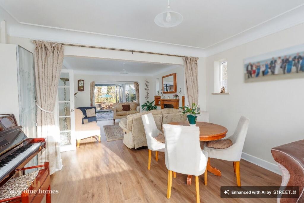 House in Christchurch, Iford, Bournemouth - View 5
