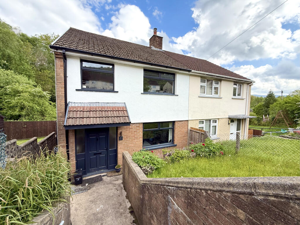 Main image of property: Heol Y Mynydd, Aberdare
