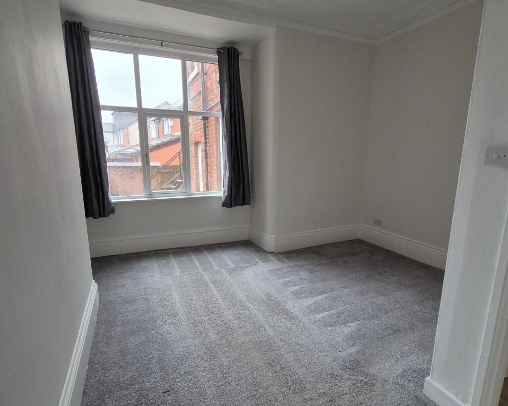 Apartment in Preston - View 3
