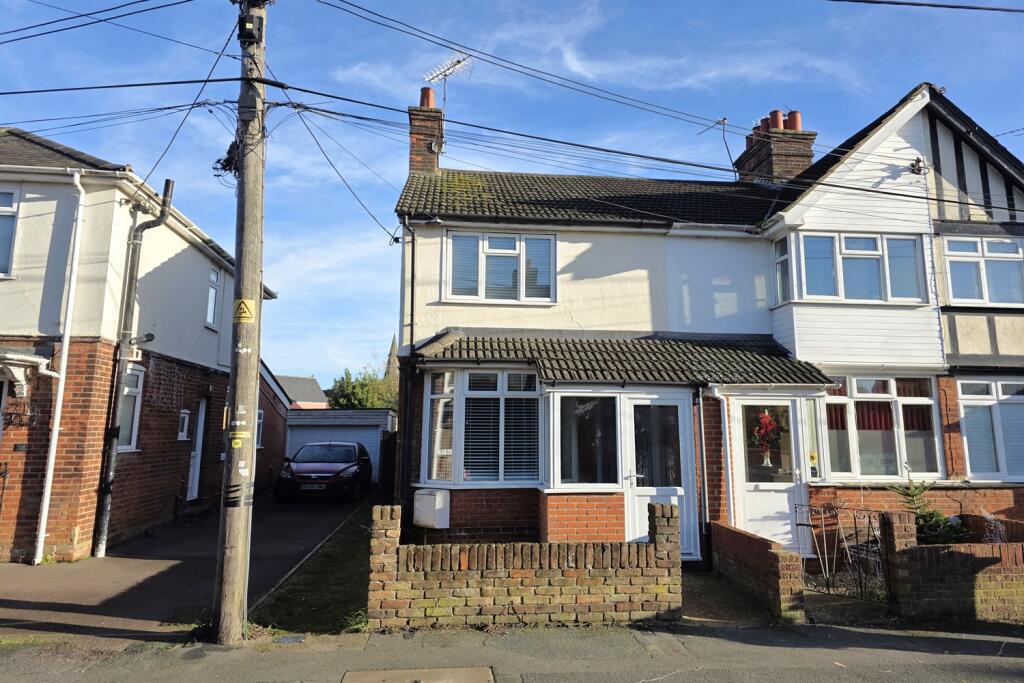 Main image of property: Grenville Road, Braintree, CM7