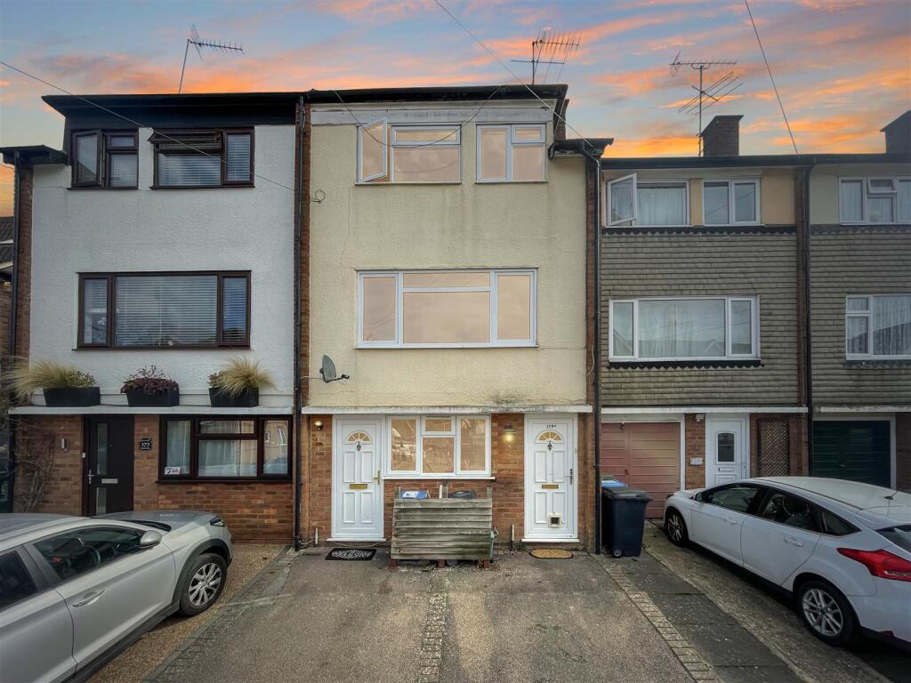 Main image of property: Ebberns Road, Hemel Hempstead, HP3
