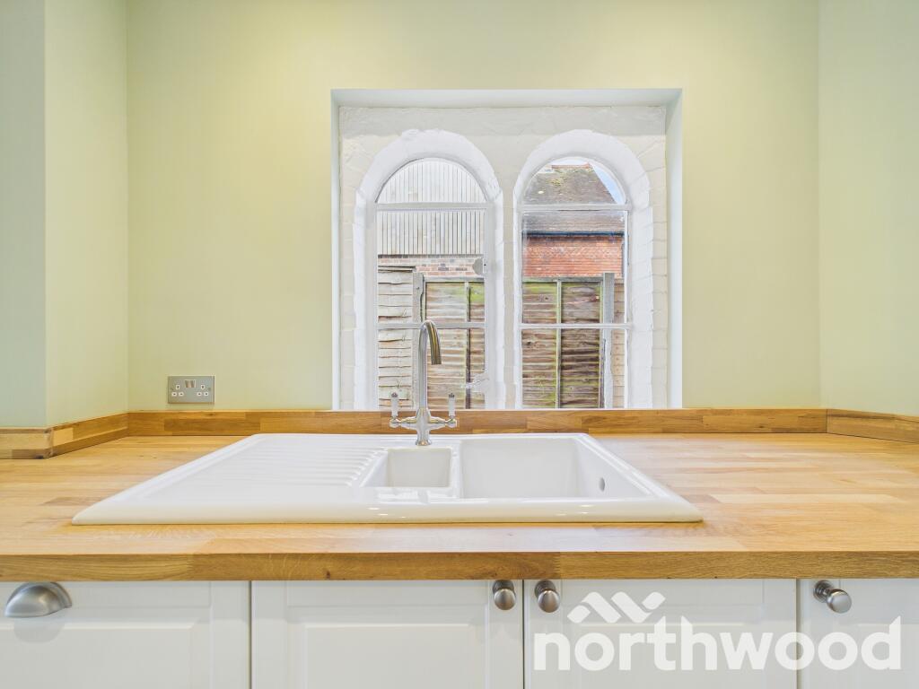 House in Tonbridge - More