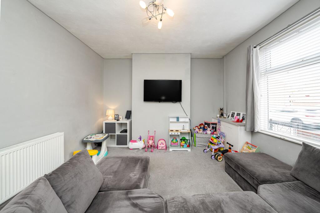 House in Leigh, Pennington - View 5