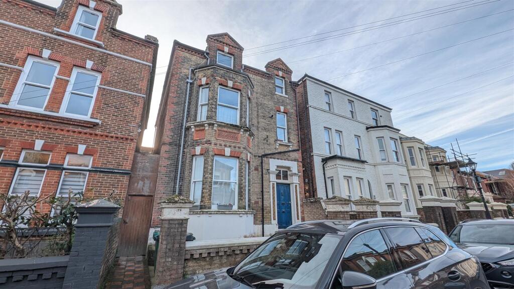 Main image of property: HEREFORD ROAD, SOUTHSEA, PO5 2DH