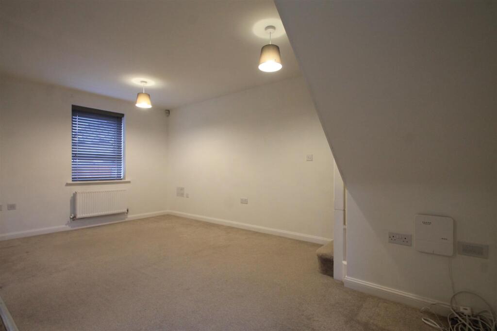 House in Milton Keynes - View 3