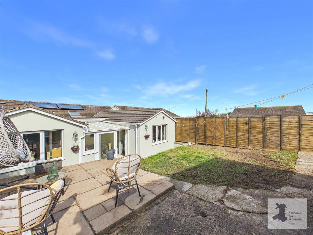 Main image of property: Heol y Wylan, Aberporth, Cardigan