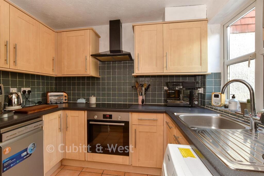 House in Redhill - More