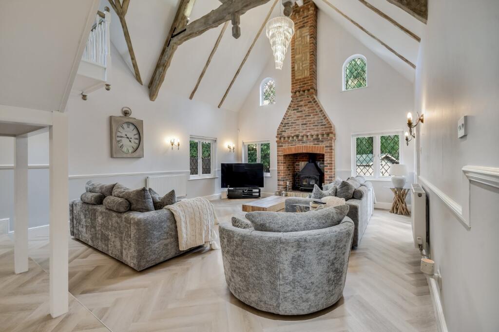 House in Chelmsford - More