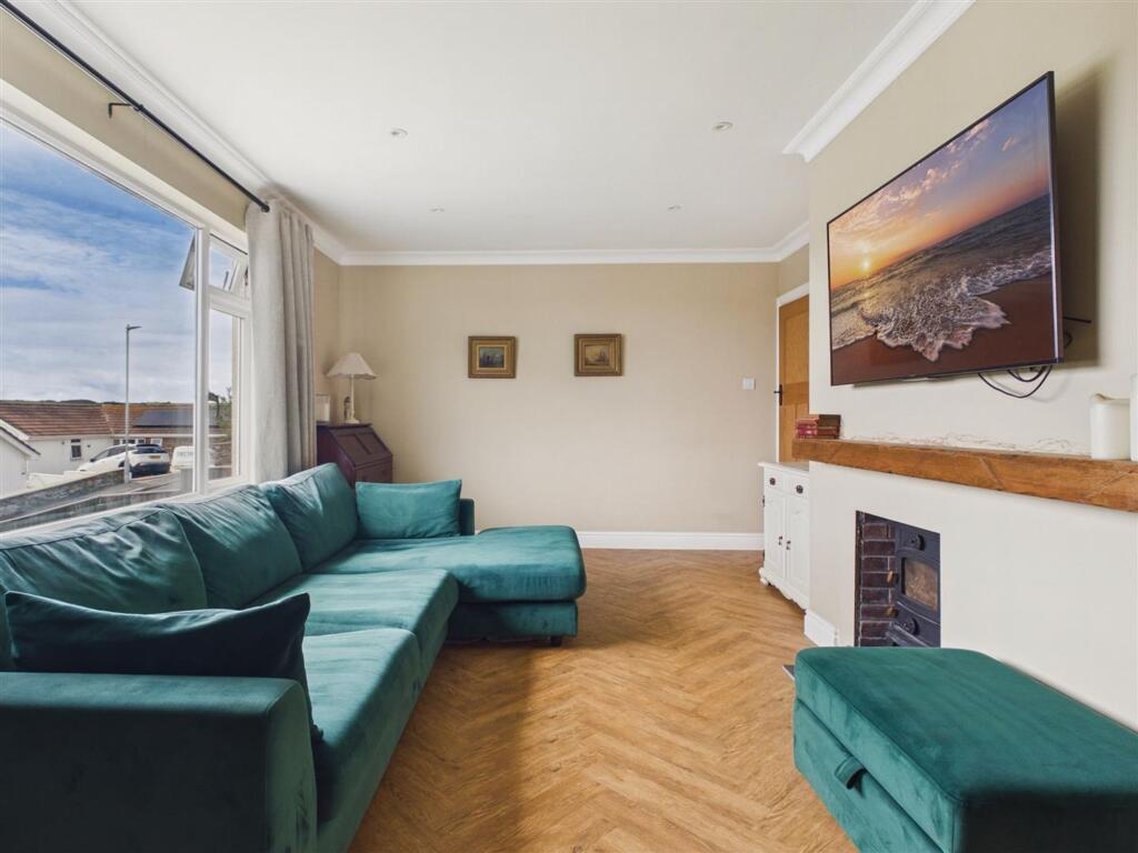 House in Truro - View 4