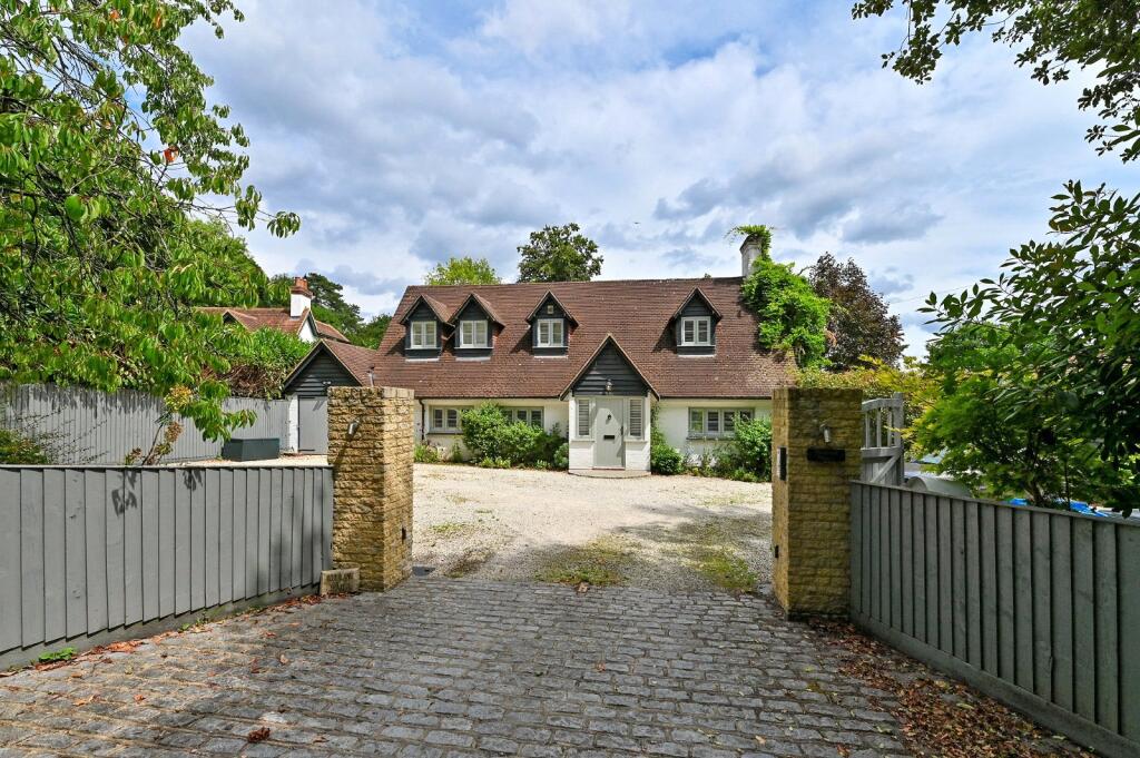 Main image of property: Quarry Wood Road, Cookham, Berkshire, SL6