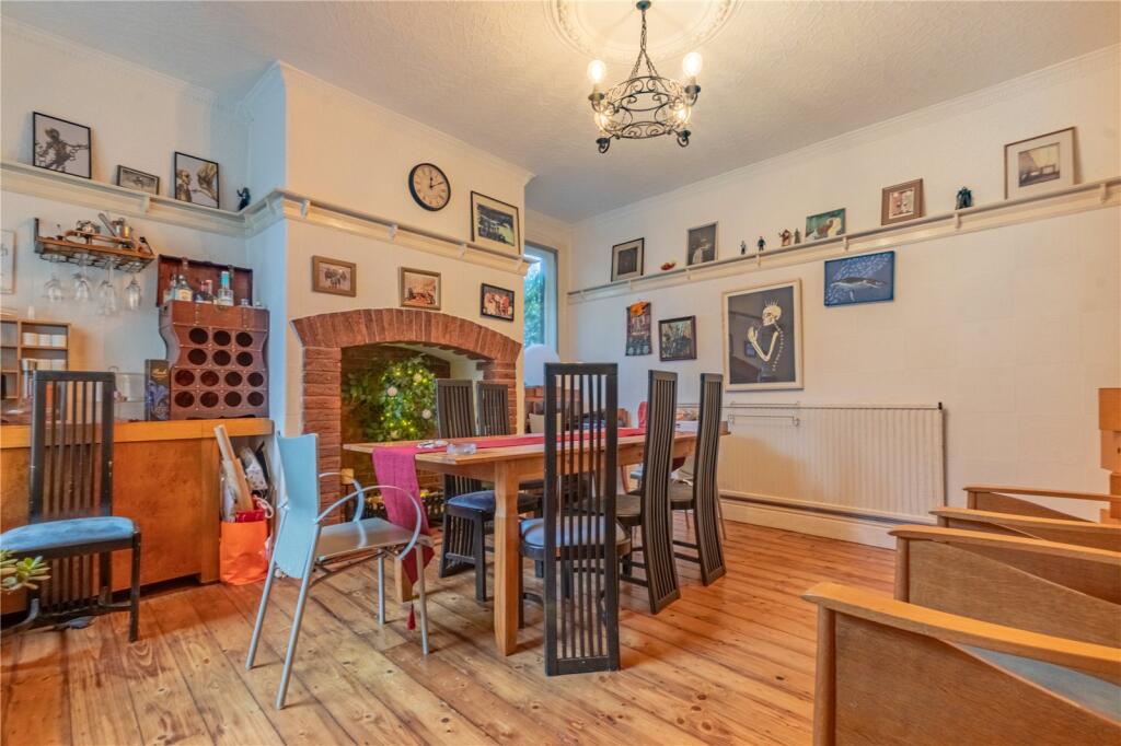 Edenfield Road, Passmonds, Rochdale, OL12 photo 3