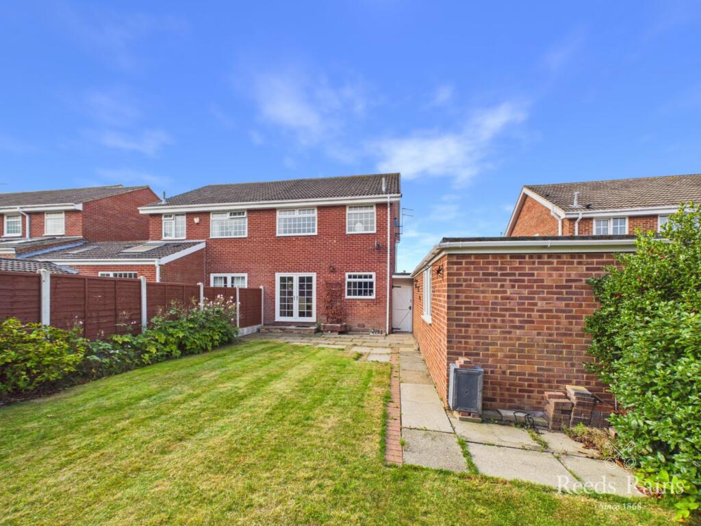 House in Stockton-on-Tees - More