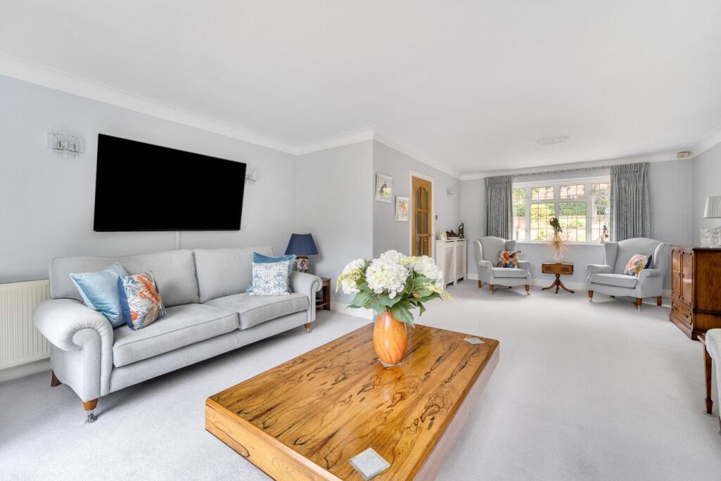House in Bromley, Hayes - View 3