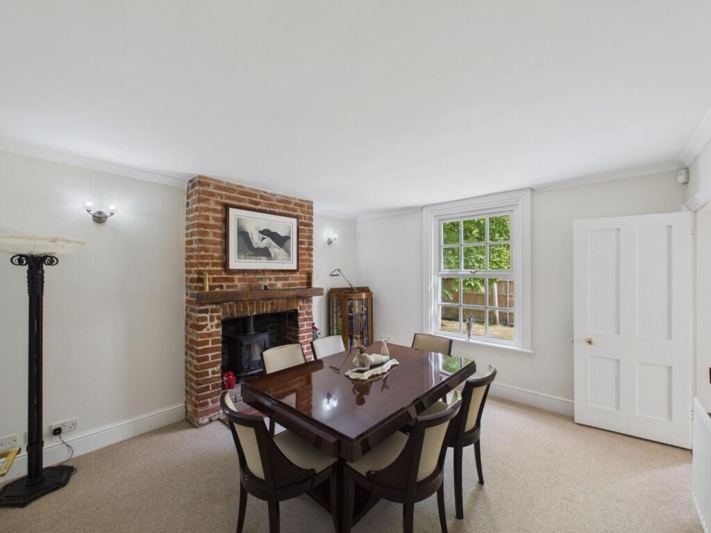 House in Tonbridge - View 4