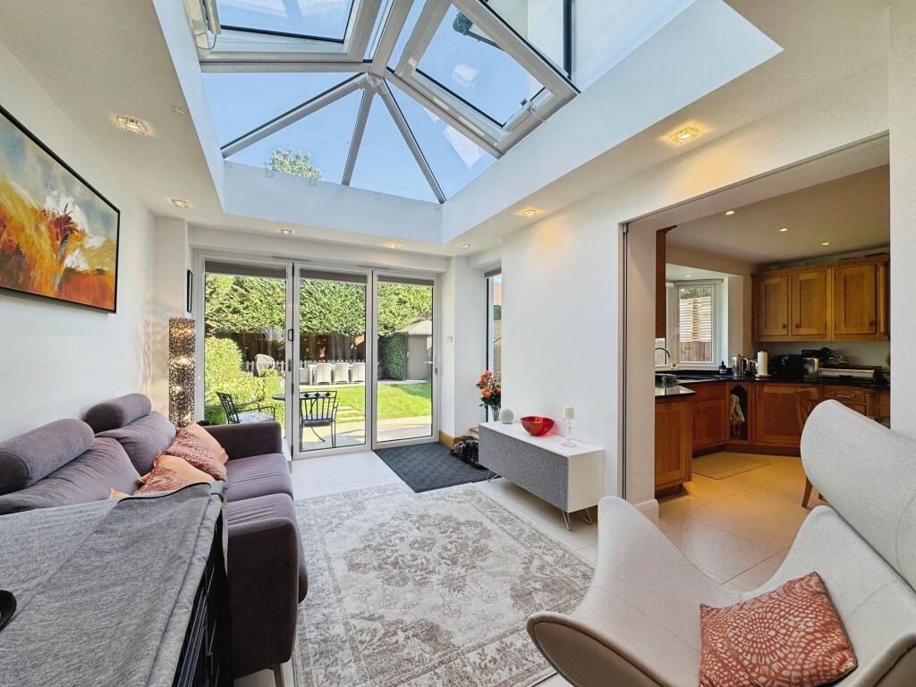 House in Harrow - View 4