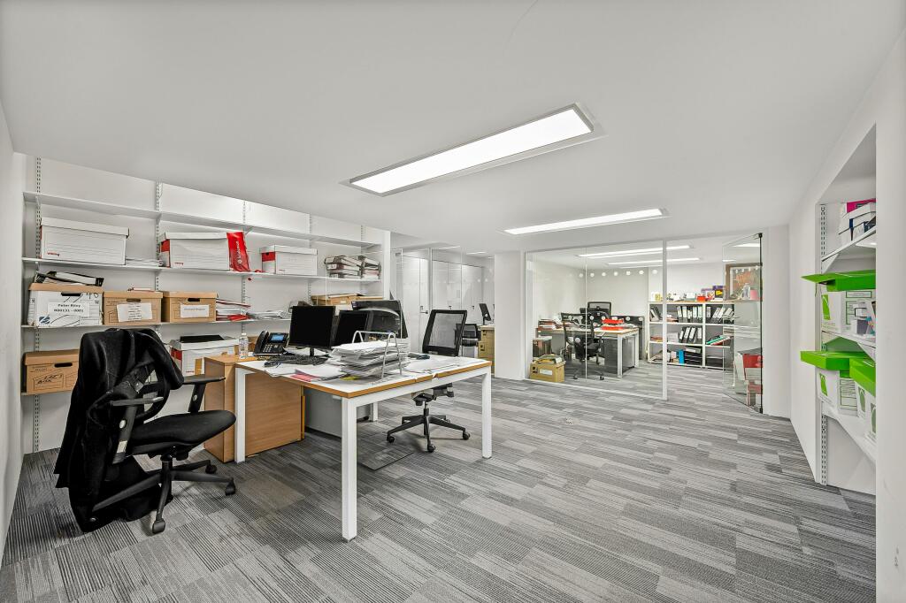 HALL 2.jpg