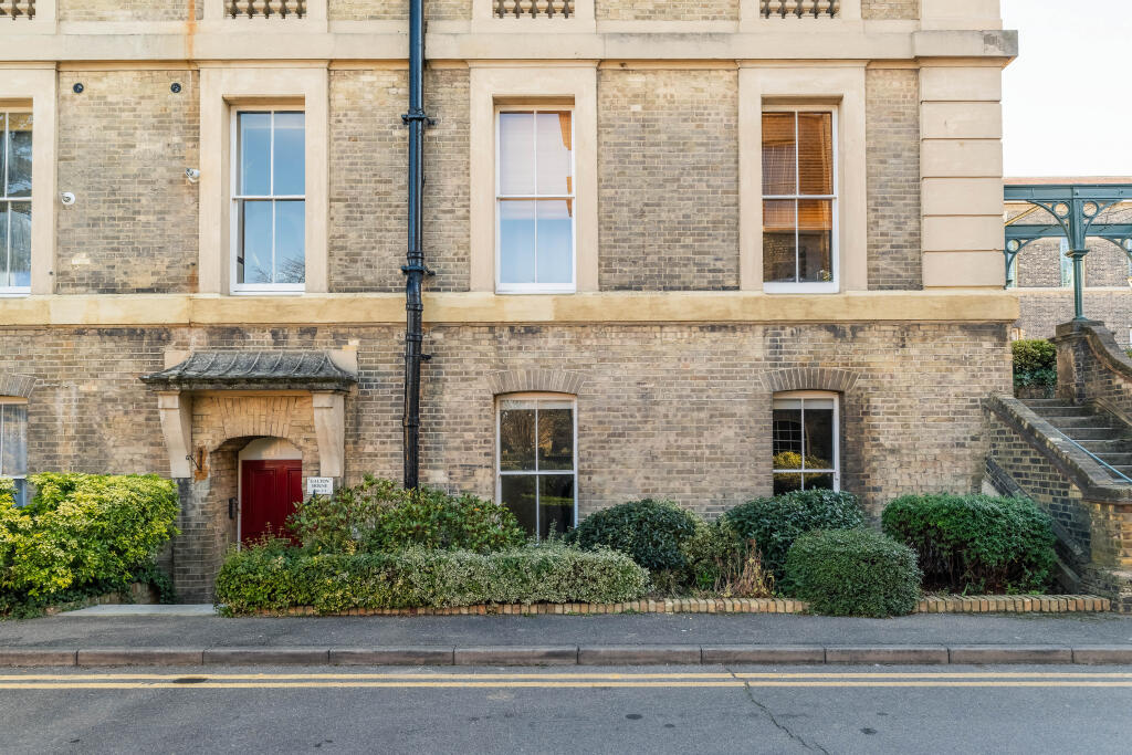 Main image of property: Shooters Hill Road, London, SE18