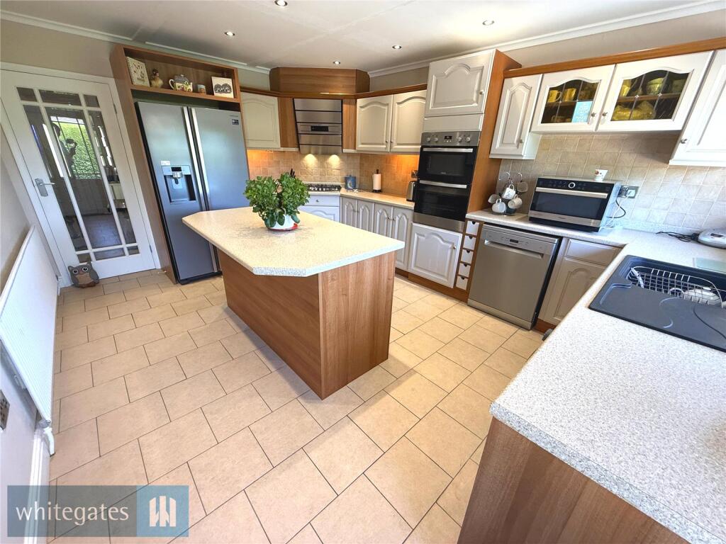 Wharncliffe Close, Hoyland, S74 photo 4