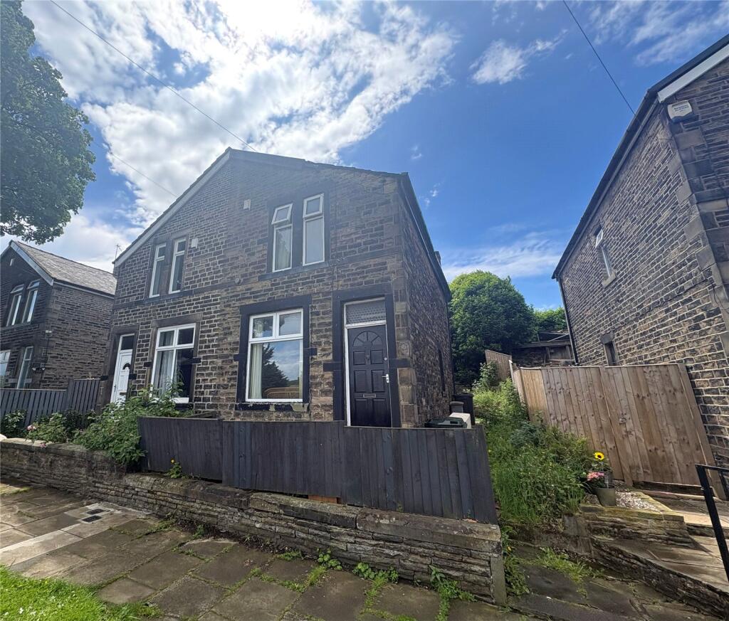 Main image of property: Wharncliffe Drive, Bradford, West Yorkshire