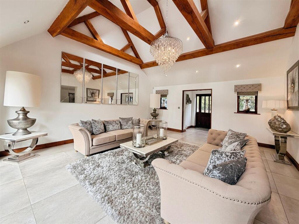 House in Sheffield - View 4