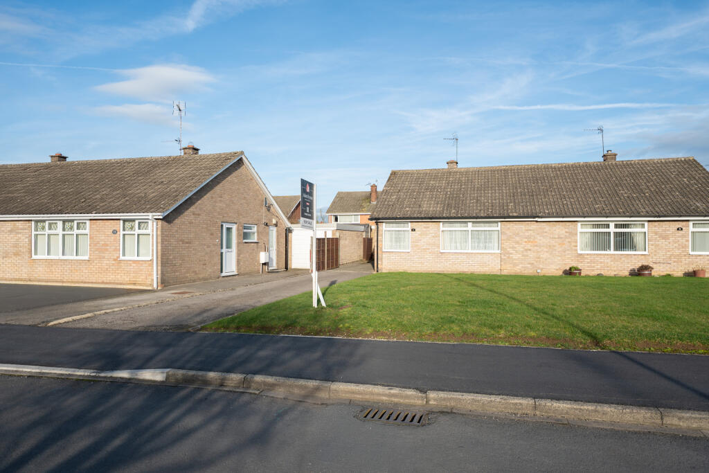 13, Leat Close, Norton, Malton, North Yorkshire photo 2
